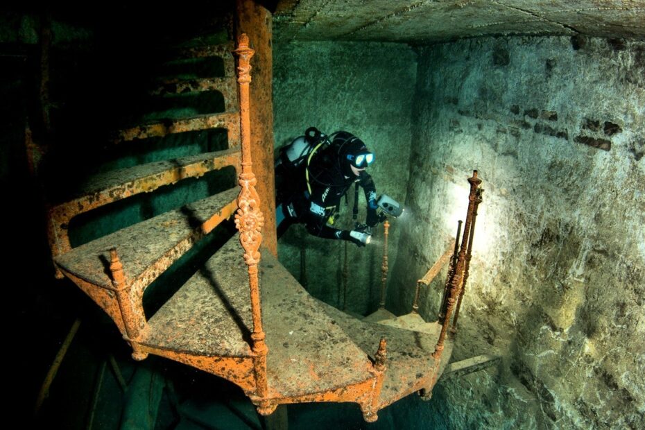 Kőbánya Mine Scuba Diver Budapest